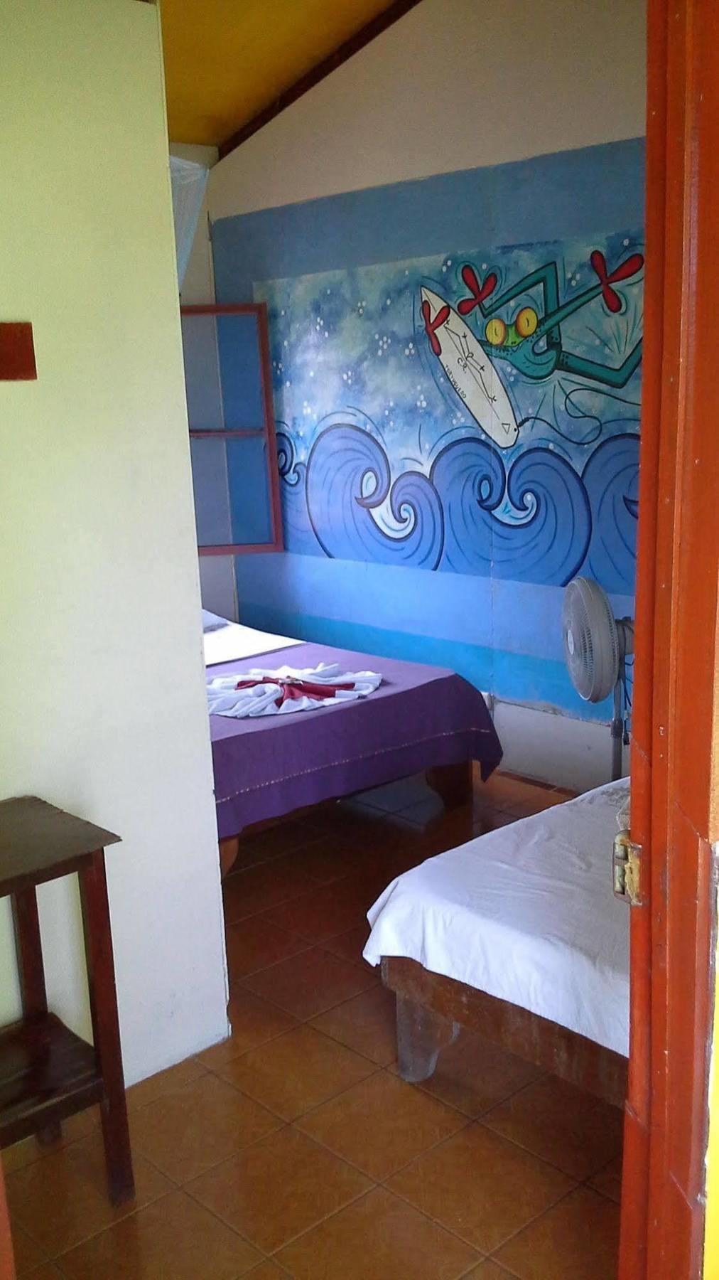 Cabinas Miss Miriam 1 Tortuguero Exterior photo