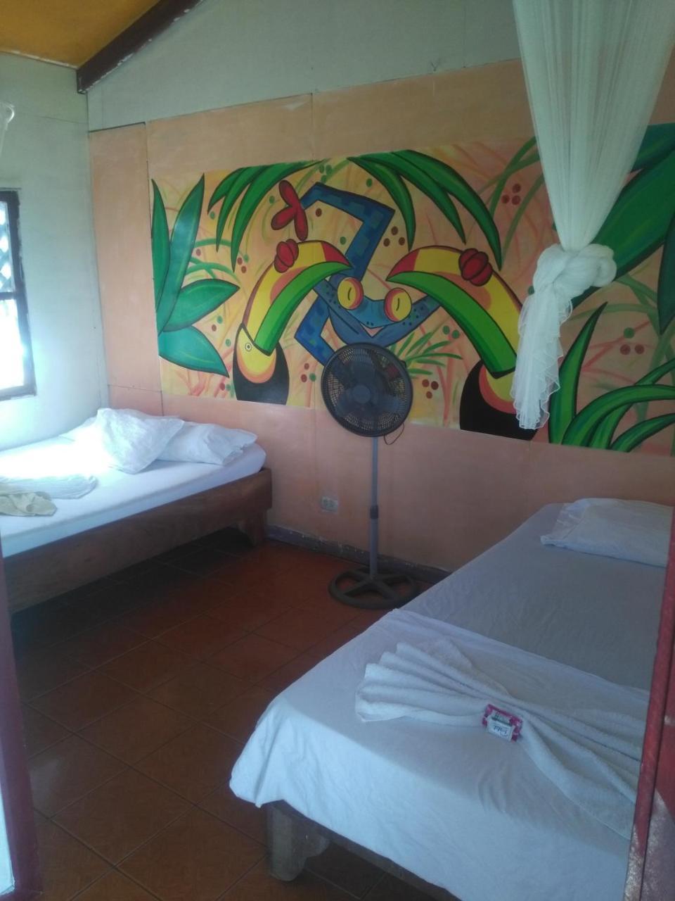 Cabinas Miss Miriam 1 Tortuguero Exterior photo